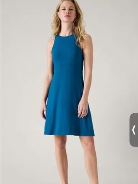 Athleta Santorini Thera Dress in Santorini Blue